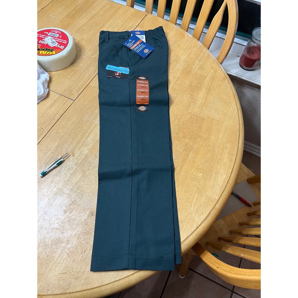 Size7 Regular Dickies Boys Classic Fit Straight Leg Flat Front Pant, HunterGreen